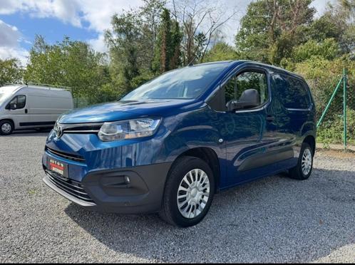Toyota Proace // L1 // 131 PK // Automaat // Benzine, Auto's, Bestelwagens en Lichte vracht, Bedrijf, Te koop, 360° camera, ABS
