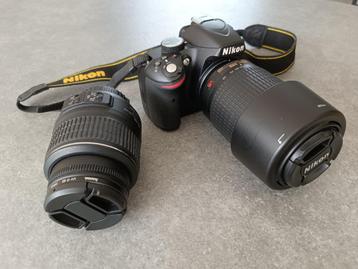 Nikon D3200 camera met 18-55mm en 55-200mm lenzen beschikbaar voor biedingen