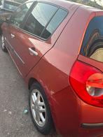 Vends Clio 1.5 Dci, Autos, Rouge, Achat, 4 portes, Boîte manuelle