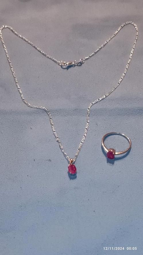 Ensemble pendentif+bague en argent massif avec rubis, Bijoux, Sacs & Beauté, Pendentifs, Neuf, Argent, Rouge, Avec pierre précieuse