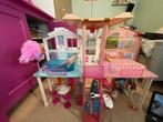 Barbiehuis inklapbaar met alle toebehoren en poppen, Kinderen en Baby's, Ophalen, Zo goed als nieuw