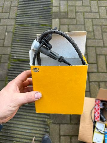 Bmw e90 abs sensor. Bieden beschikbaar voor biedingen