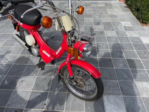 Suzuki FA59 rood Klasse A, Vélos & Vélomoteurs, Cyclomoteurs | Oldtimers & Ancêtres, Autres marques, Classe A (25 km/h), Enlèvement