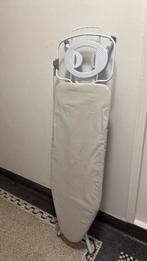 Planche a repasser, Enlèvement, Comme neuf