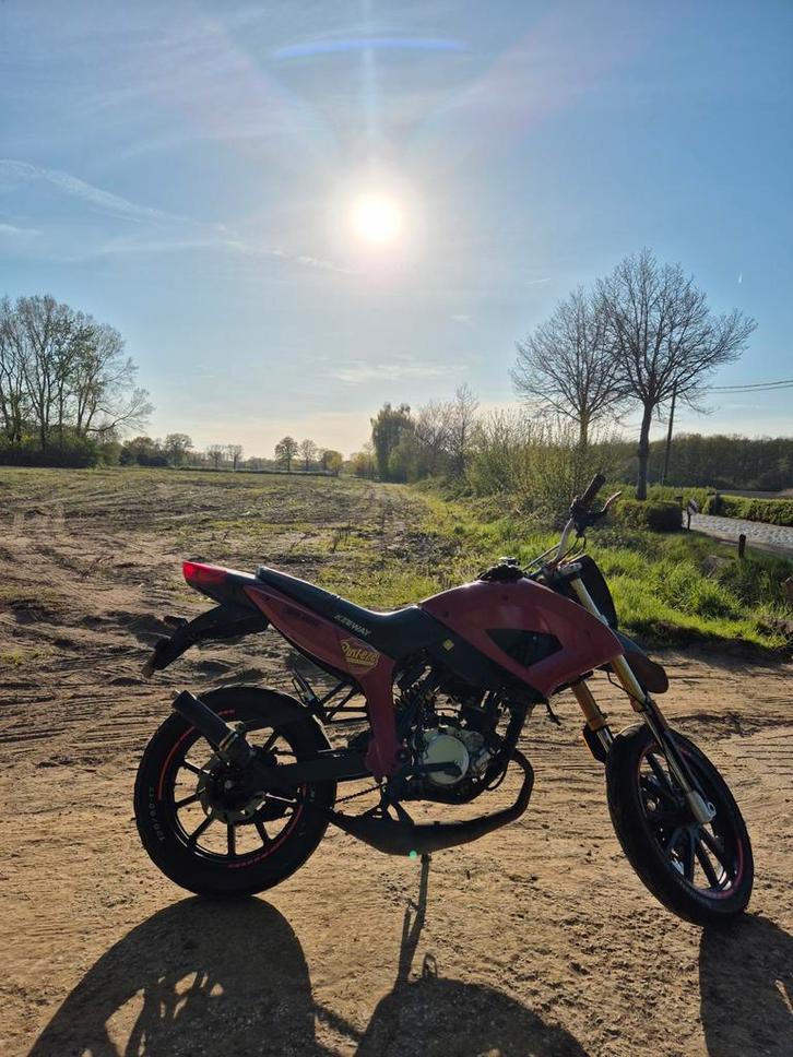 Keeway TX 50 | supermoto 50cc, Fietsen en Brommers, Brommers | Derbi, Gebruikt, Klasse B (45 km/u), Ophalen
