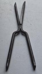 Très ancien fer à friser, Ophalen of Verzenden