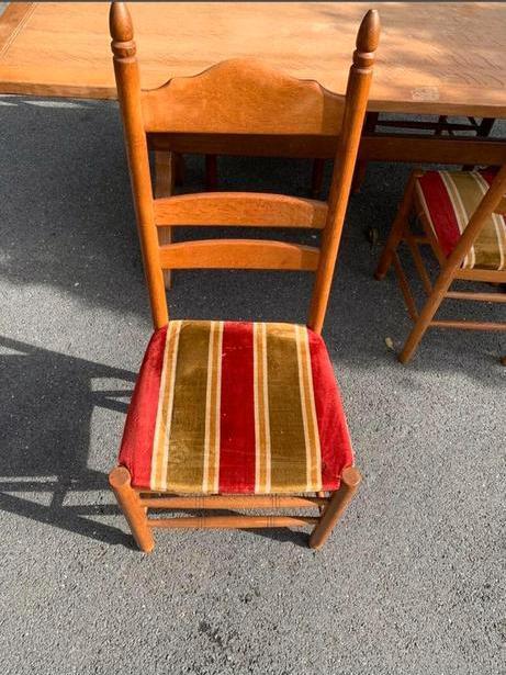 Vintage stoelen in massief eikenhout gestoffeerde zitting, Huis en Inrichting, Stoelen, Zo goed als nieuw, Ophalen