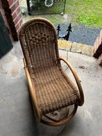 Rieten kinder schommelstoel, Tuin en Terras, Ophalen, Zo goed als nieuw