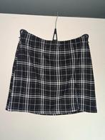 Zwart witte rok, Maat M, Kleding | Dames, Maat 38/40 (M), Verzenden, Zwart, Zo goed als nieuw