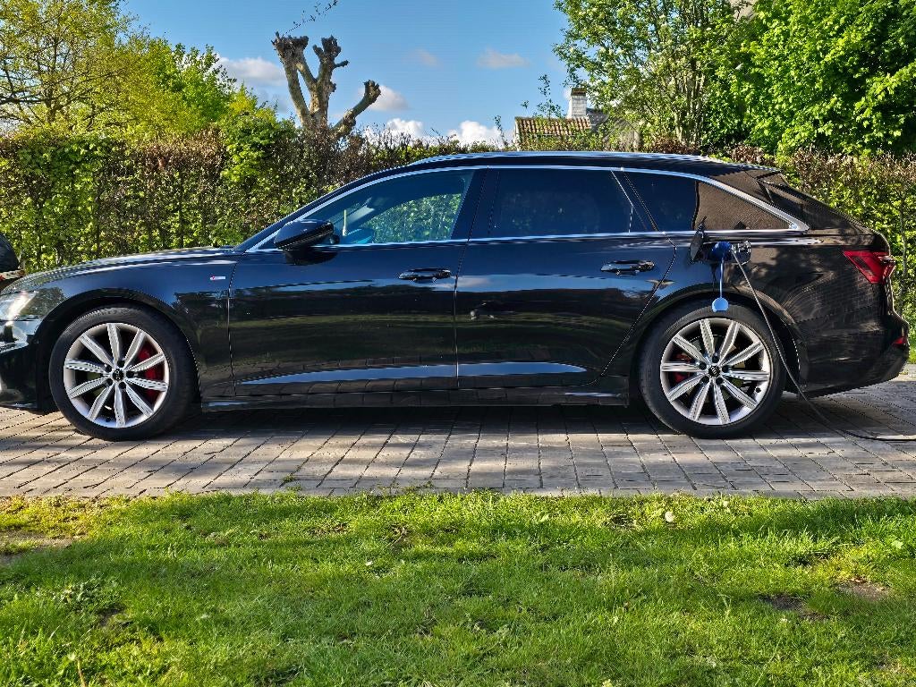 Audi A6  Avant PHEV 55 TFSI e Quattro Competition, Auto's, Audi, Euro 6, 4 cilinders, 1984 cc, Leder en Stof