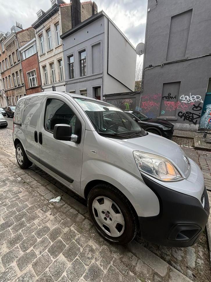 Fiat fiorino 2016 probleme moteur, Autos, Camionnettes & Utilitaires, Particulier, Fiat, Enlèvement