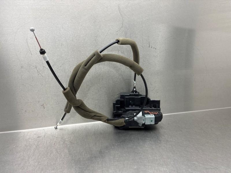 PORTIERSTANGEN RECHTS ACHTER Nissan Pulsar (C13) (01-2013/-), Gebruikt, Germany@nissan-services.eu, Kronenweg 38
50389  Wesseling, DE