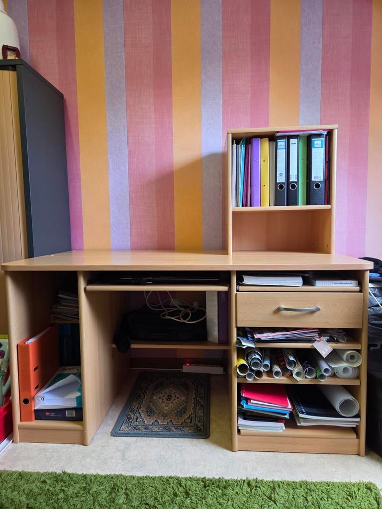 Bureau met verschillende opbergvakken, 70 à 120 cm, Enlèvement, Utilisé, 120 à 170 cm