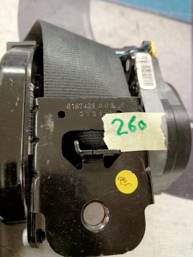 2012-2015 Volkswagen Passat Front Right Seat Belt Retractor, Gebruikt, -, Volkswagen, -