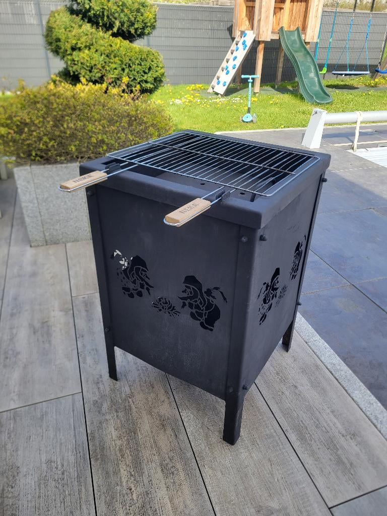 Brasero chouffe, Jardin & Terrasse, Barbecues au charbon de bois, Envoi, Comme neuf