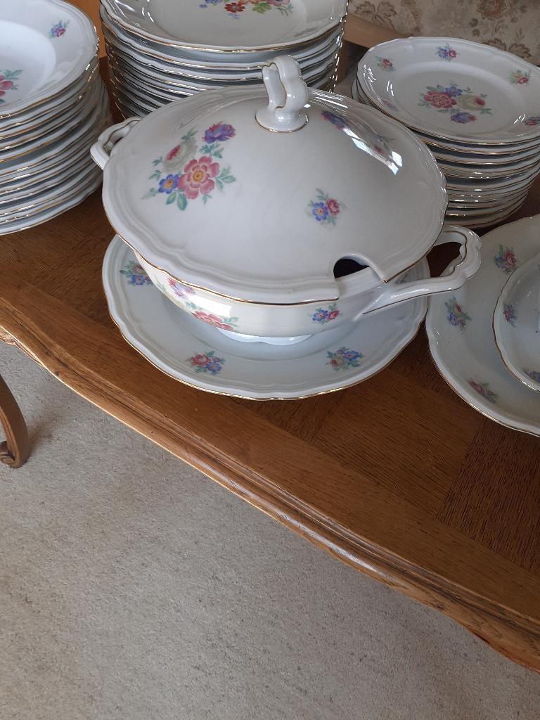 Service de table complet, Enlèvement