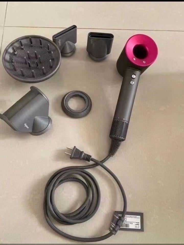 Dyson Supersonic hair dryer, Handtassen en Accessoires, Uiterlijk | Haarverzorging, Ophalen of Verzenden, Zo goed als nieuw, Haardroger