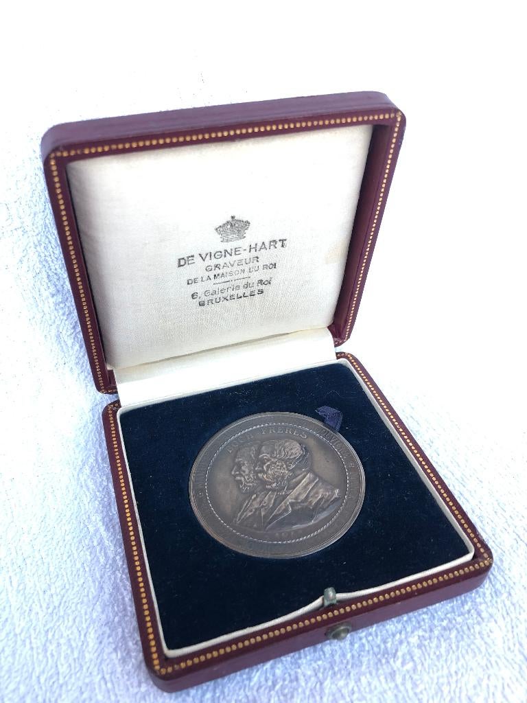 Boch Keramis - uitzonderlijke penning Zilver, Antiek en Kunst, Verzenden