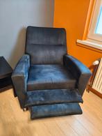 Zwarte uitklapbare éénzit, Huis en Inrichting, Ophalen, Zo goed als nieuw, Stof