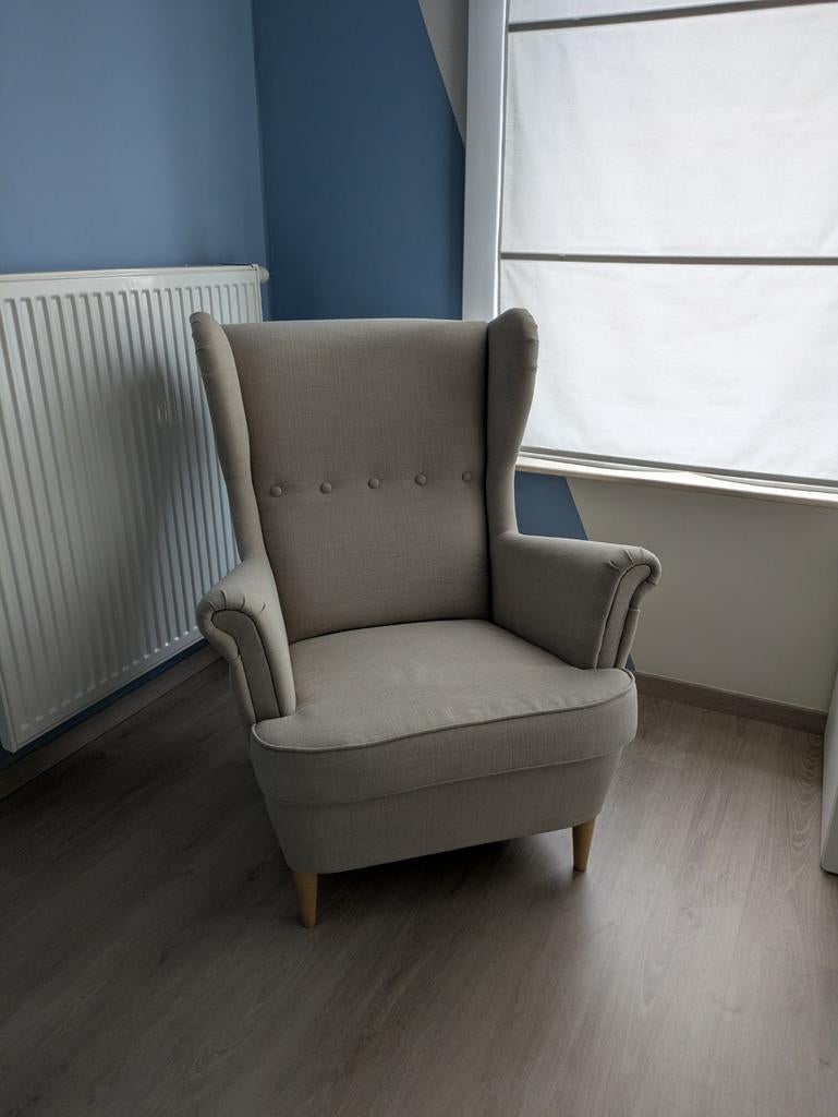 IKEA fauteuil Strandmon lichtgrijs, Huis en Inrichting, Fauteuils, Ophalen, Zo goed als nieuw, 75 tot 100 cm, 75 tot 100 cm
