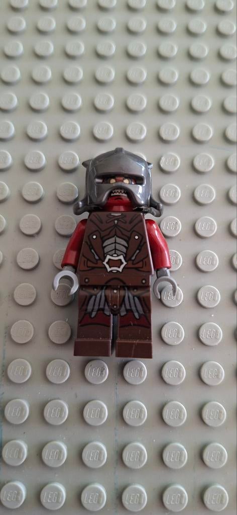 Lego: Uruk-hai - Helmet (lor007), Ophalen of Verzenden, Zo goed als nieuw, Lego