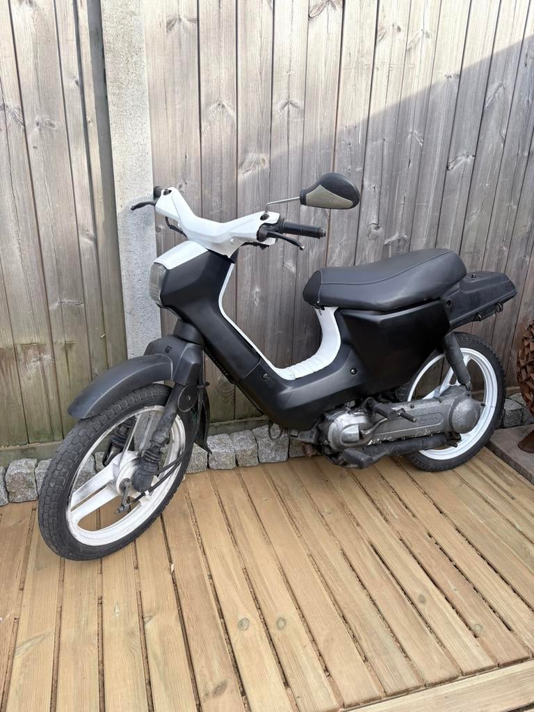 Honda wallaroo a klasse, Fietsen en Brommers, Brommers | Honda, Ophalen, Overige modellen, Klasse A (25 km/u), Zo goed als nieuw