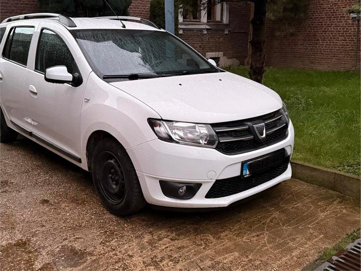 Dacia Logan MCV PRÊT A IMMATRICULER, Auto's, Dacia, Particulier, Logan, ABS, Airbags, Airconditioning, Boordcomputer, Centrale vergrendeling