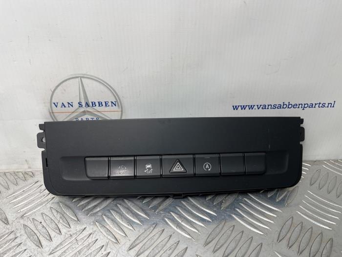 Commutateur éclairage d'urgence d'un Mercedes Vito, -, 3 mois de garantie, Utilisé, -