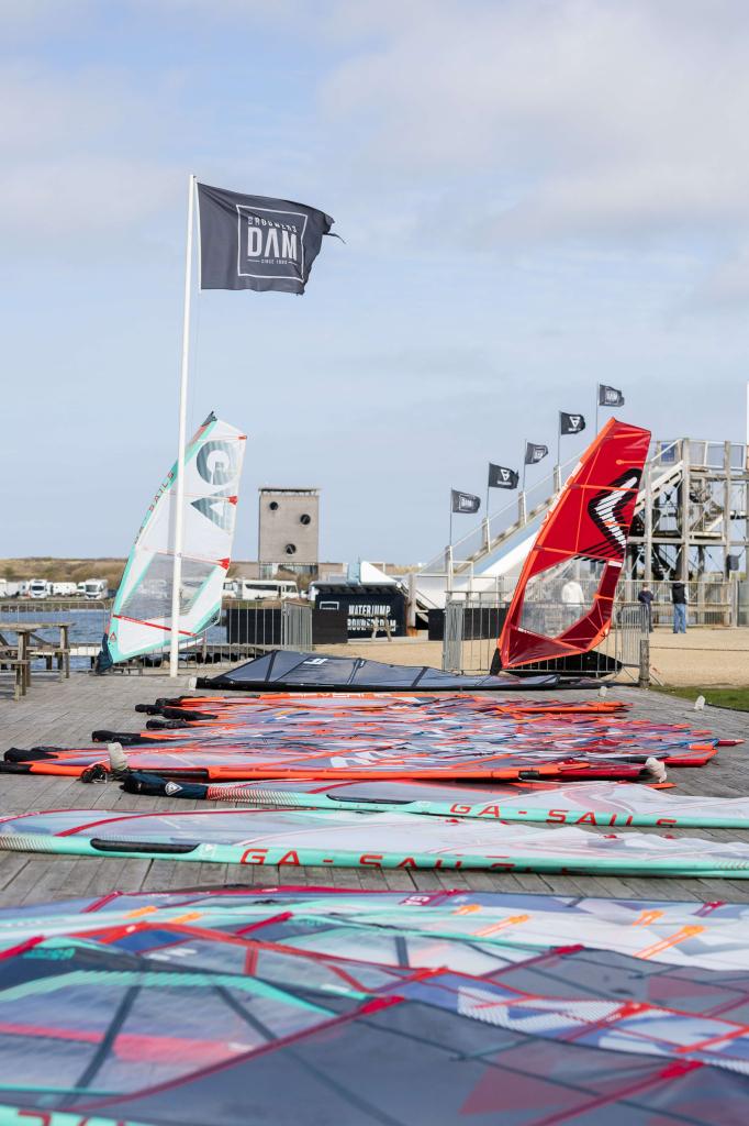 Windsurf zeilen | Testcenter Sale | in prijs verlaagd, Watersport en Boten, Windsurfen, Niet ingevuld, Niet ingevuld, Ophalen of Verzenden
