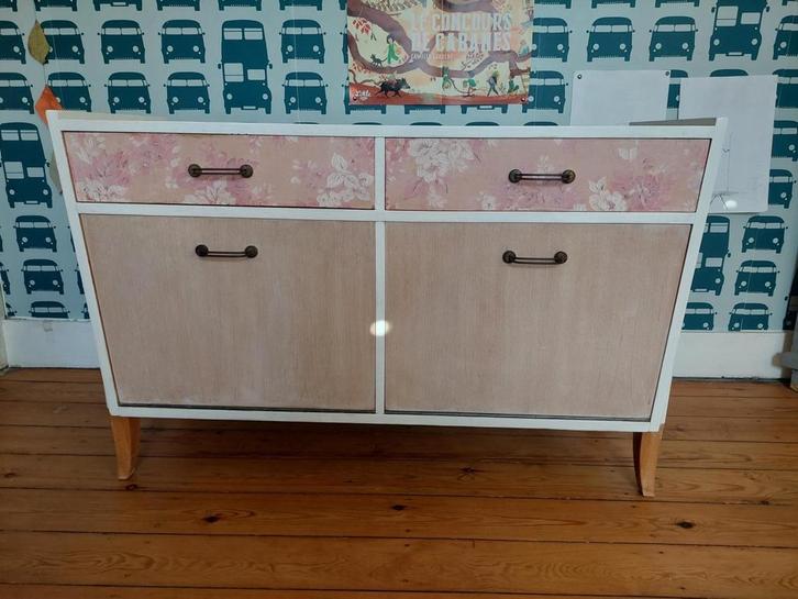 Petite commode rose, Maison & Meubles, Armoires | Commodes, Utilisé, Moins de 100 cm, 50 à 100 cm, 25 à 50 cm, Autres essences de bois