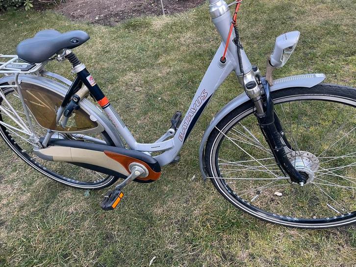 Vélo Batavus pour femme/fille, Vélos & Vélomoteurs, Vélos | Femmes | Vélos pour femme, Comme neuf, Batavus, Vitesses, Enlèvement