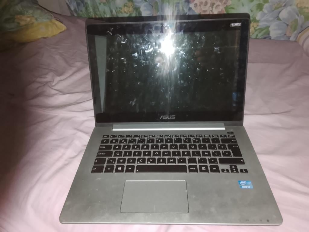 Asus  touchscreen, Computers en Software, Windows Laptops, Ophalen, Intel i3 core, Minder dan 2 Ghz, 14 inch