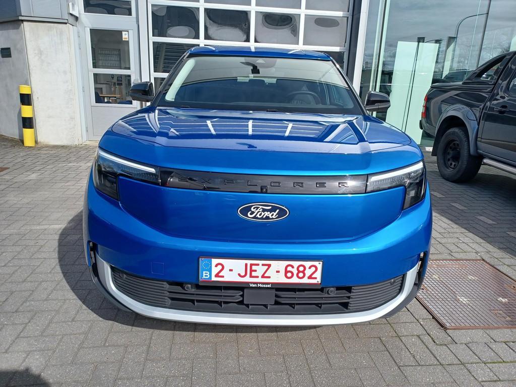 Ford Explorer Premium AWD 340pk - Driver Assist Rijbereik 53, Auto's, Ford, Automaat, Blauw, 79 kWh, Te koop
