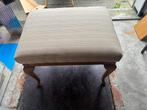 Gestoffeerde houten voetenbankje met cabriole poten, Ophalen of Verzenden, Zo goed als nieuw