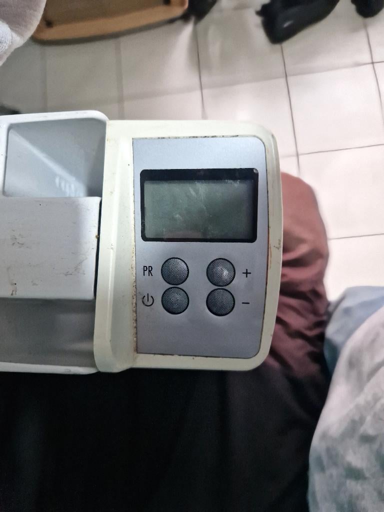 Elektrische radiator 1500W met digitaal display - Topstaat!, Doe-het-zelf en Bouw, Verwarming en Radiatoren, Gebruikt, Radiator