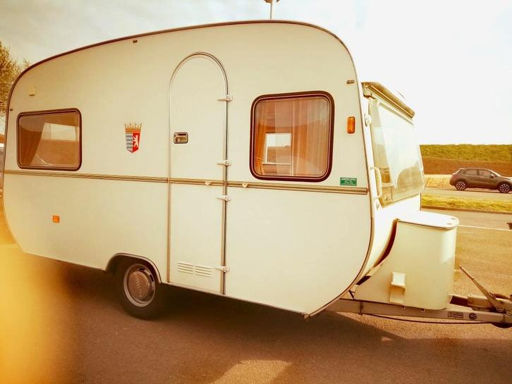 Tabbert 395A caravan uit 1974, Caravans en Kamperen, Caravans, Particulier, tot en met 3, 750 - 1000 kg, Overige, Tabbert, 2 aparte bedden
