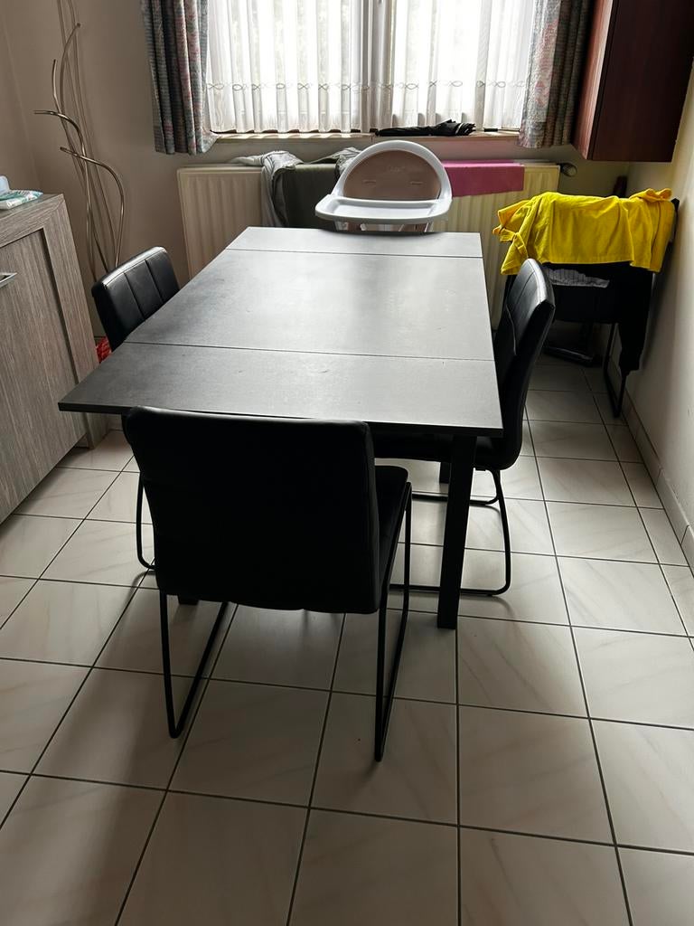 Tafel + stoelen, Ophalen, Zo goed als nieuw, Rond