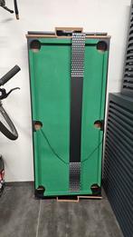 Billard et baby foot, Enlèvement