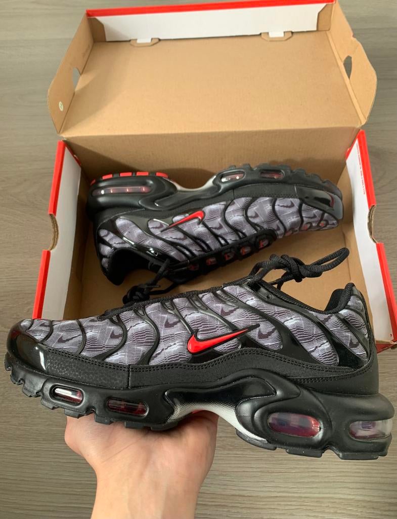 Nike air max plus tn in maat 43, Ophalen