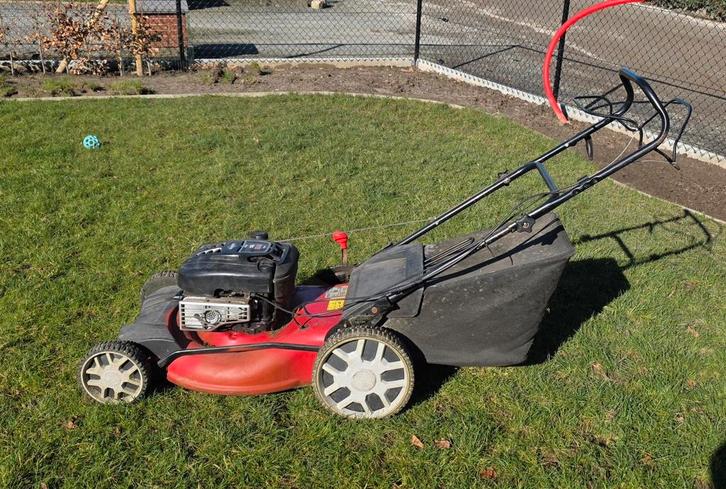 Benzine Grasmaaier MTB zelftrekker 53cm, Tuin en Terras, Grasmaaiers, Opvangbak, Ophalen