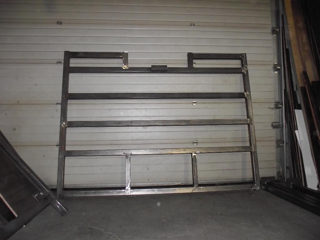 Construction métallique à 9300 Alost, Bricolage & Construction, Métaux, Neuf, Fer, Enlèvement