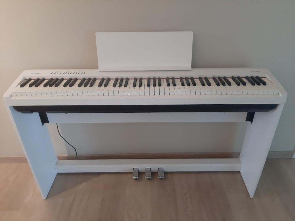 Piano Roland FO-30X wit gesatineerd, Ophalen, Wit, Piano