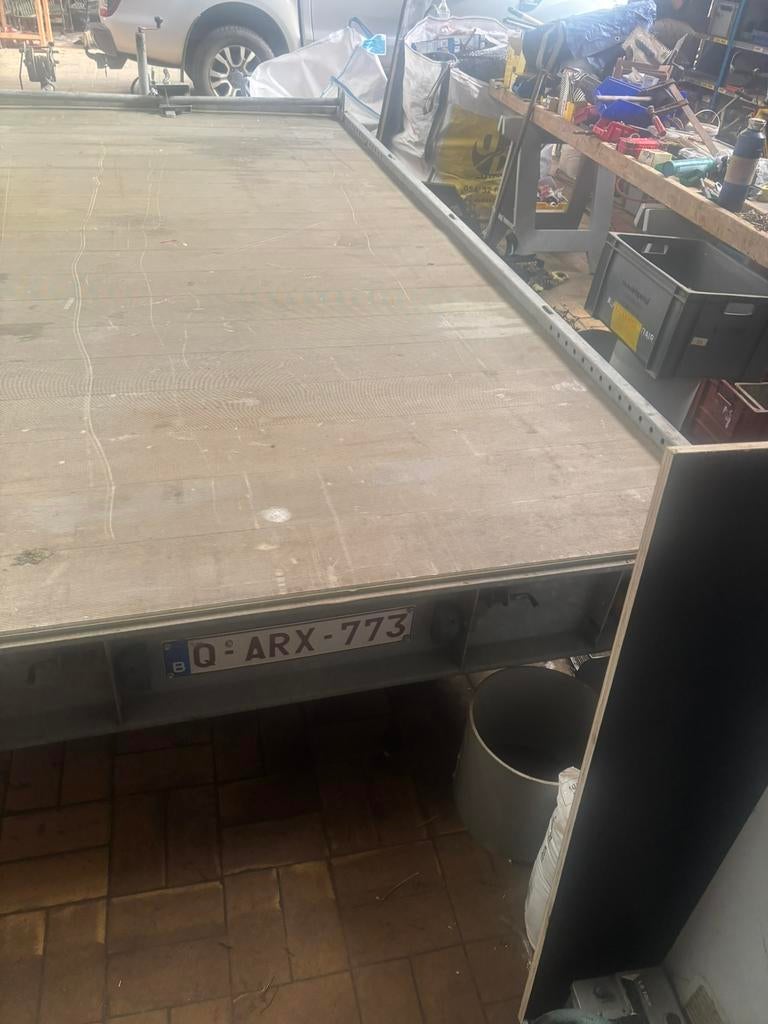 Aanhangwagen, Ophalen, Zo goed als nieuw