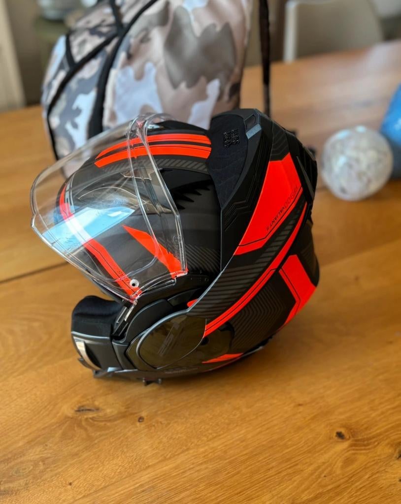 Helmen ls2 modulaire motorfiets