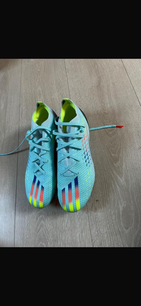 Voetbalschoenen, Sport en Fitness, Voetbal, Ophalen of Verzenden, Zo goed als nieuw