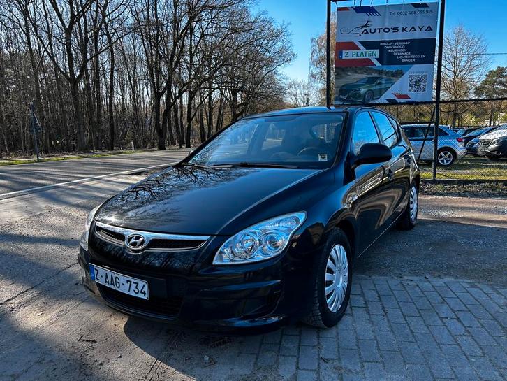 Hyundai i30 1.4 essence km148.000 bj2009 approuvée pour VRK, Autos, Hyundai, Entreprise, Achat, i30, Airbags, Air conditionné