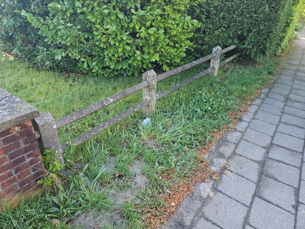 Betonpalen gratis, Tuin en Terras, Palen, Balken en Planken, Gebruikt, Palen, Minder dan 180 cm, Ophalen