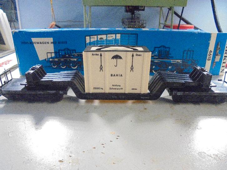 marklin zwaarlastwagon met kist 4618, Hobby en Vrije tijd, Modeltreinen | H0, Gebruikt, Wagon, Wisselstroom, Märklin, Analoog