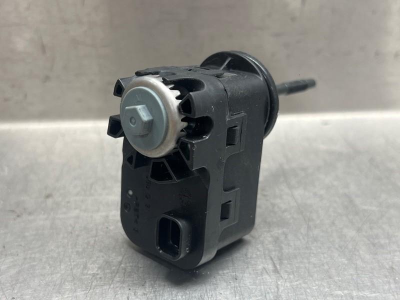 PHARE MOTEUR Kia Rio IV (YB) (01-2017/04-2023) (|56BG31|), Utilisé, Kia