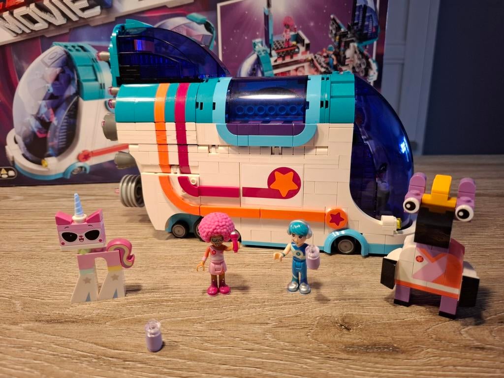 The Lego movie 2 - 70828 Pop-up Party bus met light brick, Overige thema's, Lego, Ensemble complet, Comme neuf